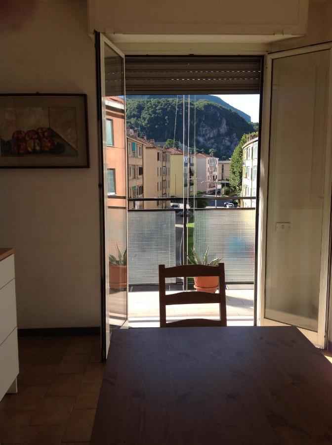 Appartamento Di Olga Lecco Bagian luar foto