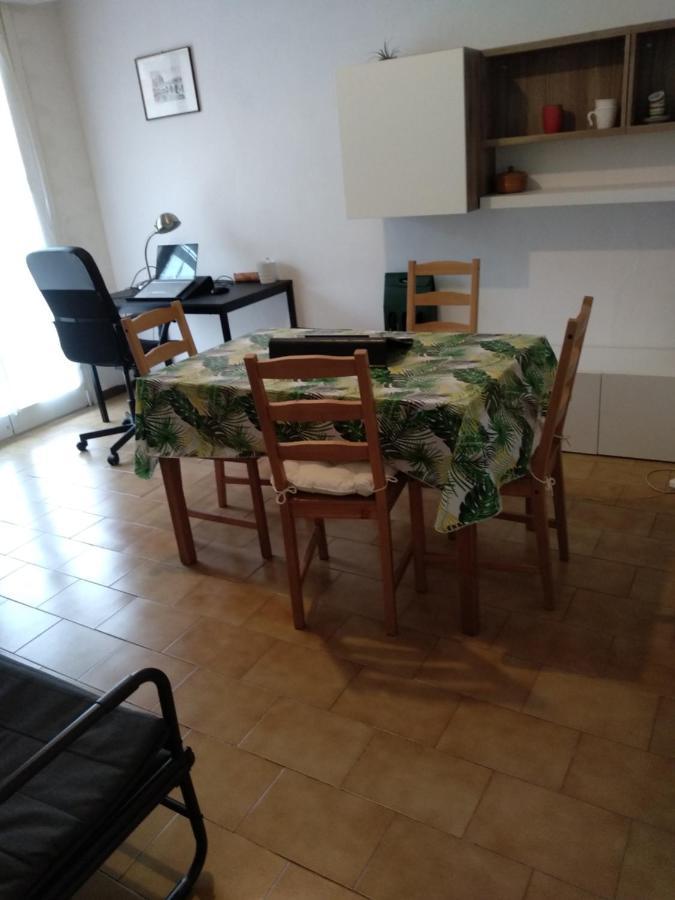 Appartamento Di Olga Lecco Bagian luar foto